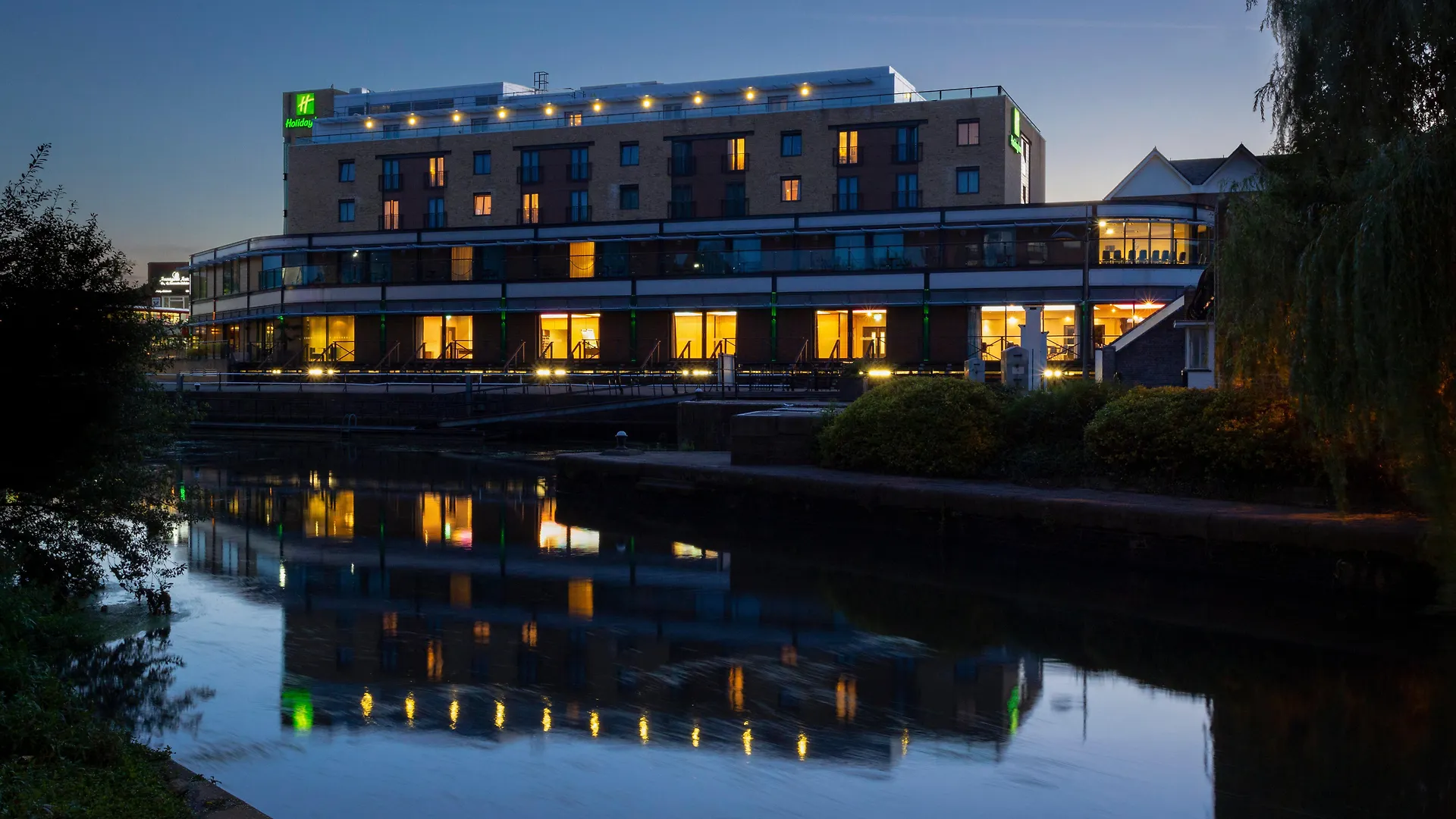 Hotel Holiday Inn London Brentford Lock By Ihg