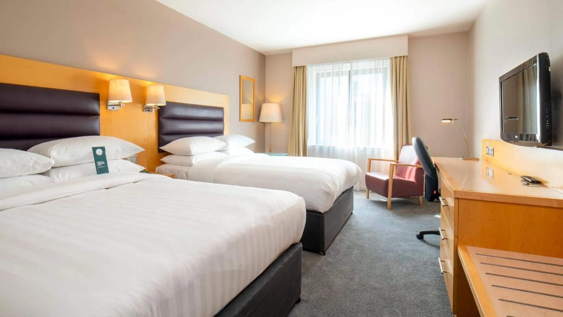Hotel Holiday Inn London Brentford Lock By Ihg
